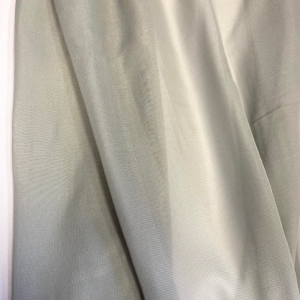 QC - Silver Chiffon Runners 10'